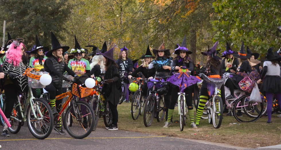 2017 Homewood Witches Ride-20.jpg