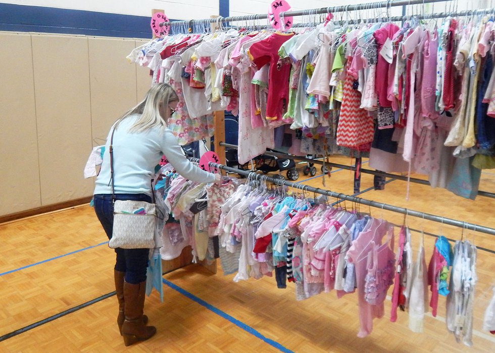 EVENTS---Lil-Lambs-Consignment-Sale13.jpg
