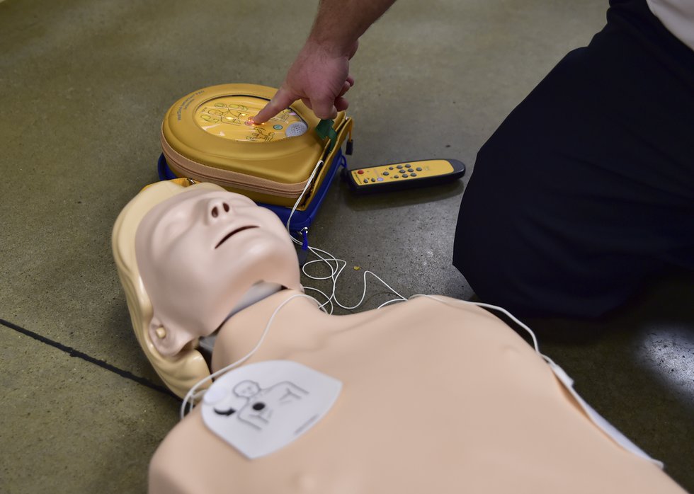 STAR COVER HFD's AEDs EN02.JPG