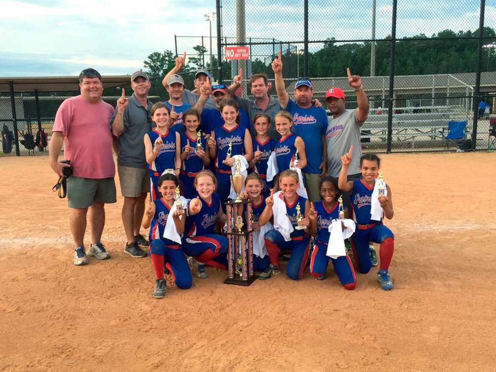 10U team wins state softball championship