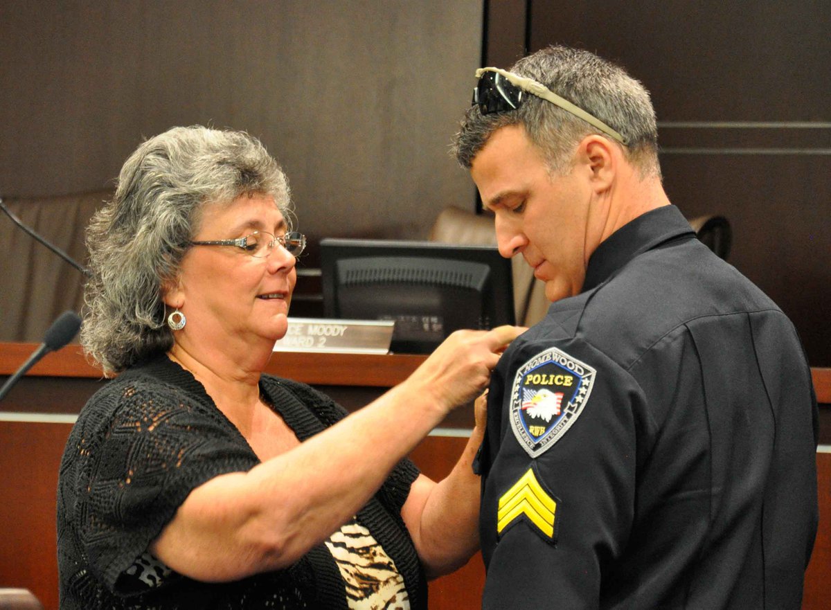 officers-promoted-to-police-sergeants-thehomewoodstar